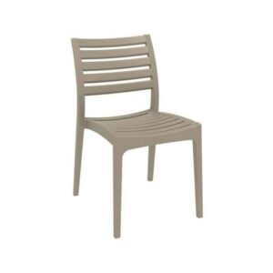 Ares vrtna stolica